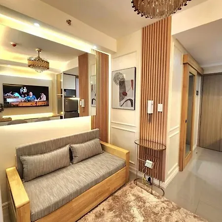 Exquisite Space